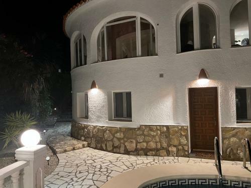 Villa El Loto Blanco Beautiful Apartment For Rent.