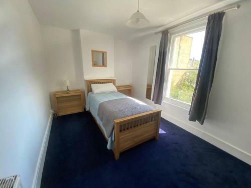 Brighton Beach Villa - 5 Double Bedrooms