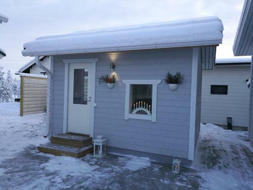 Cozy Cottage