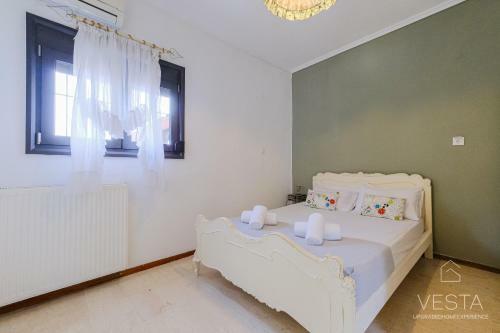 Jasmine 3-bdrm Maisonette, Sea & Pine Tree Views