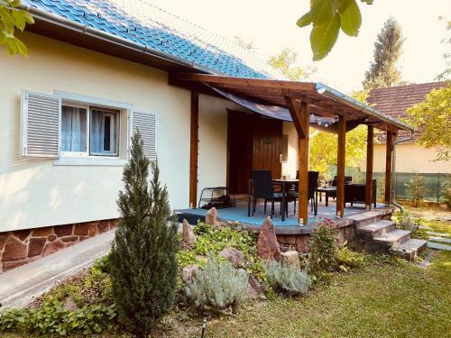 R�v1 Apartman