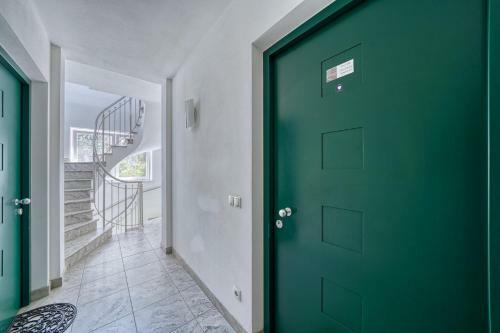 City Caf� - Central Apartment
