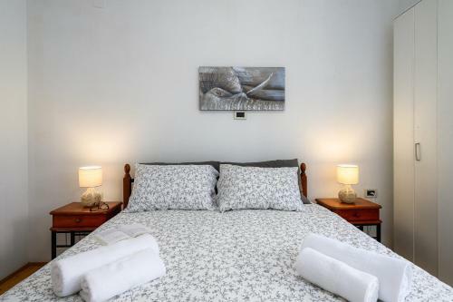 Apartment Lara With Swimming Pool - Paradiz