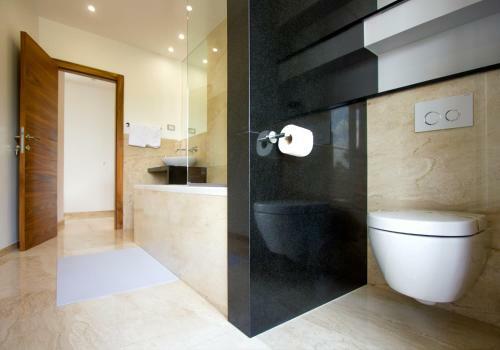 Hostal Belvedere Apartments & Rooms