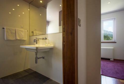 Hostal Belvedere Apartments & Rooms
