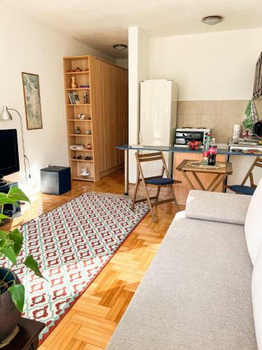 Panda Apartment