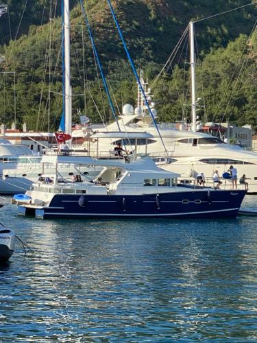 Catamaran Yattatil
