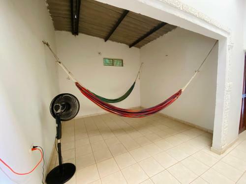 Hostal Habitaci�n Con Aire Acondicionado Y Ba�o Privado