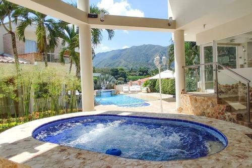 Villa Caraluna
