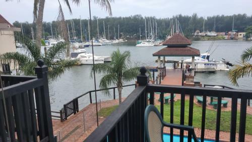 Apartamento Tuzi Gazi Waterfront
