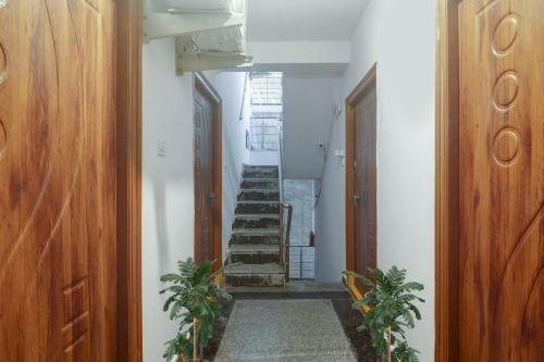 Oyo 91856 Broholic Hotels