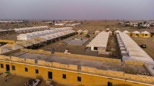 Chotu Maharaj Desert Camp