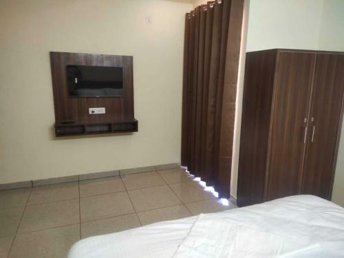 Oyo 91443 Lemon Hotel