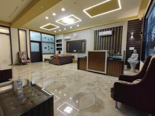 Hotel Sparsh Canopy Resort