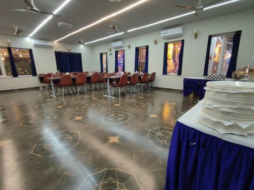 Hotel Sparsh Canopy Resort