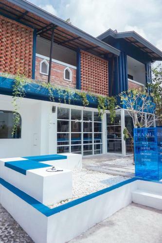 Kraam Silouette Hotel And Cafe Phuket