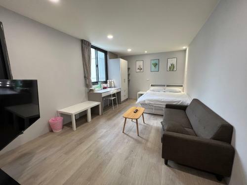Fengyuan Green Self B&B