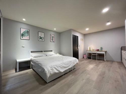 Fengyuan Green Self B&B