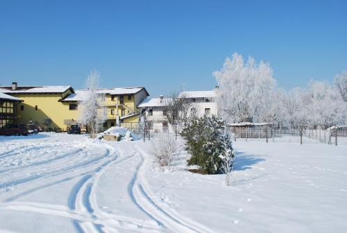 Agroturismo Agriturismo Tra Serra E Lago