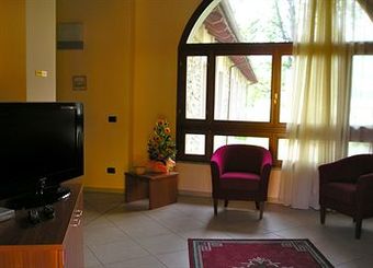 Hotel Thea
