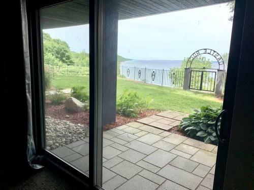 Apartamento Cliffside Luxury Water View Suite