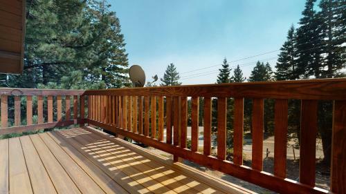 Mammoth View Villas