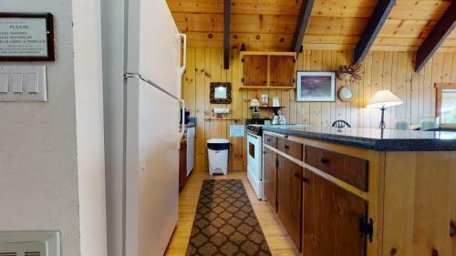 Mammoth View Villas