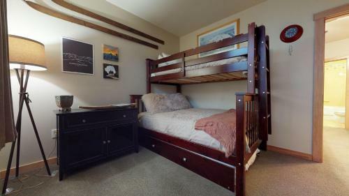 Juniper #351 -end Unit With Mountainside Views! Pool, Spas, Gym!