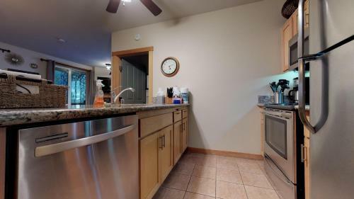 Juniper #351 -end Unit With Mountainside Views! Pool, Spas, Gym!