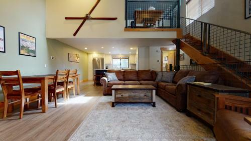Mammoth Sierra Townhome