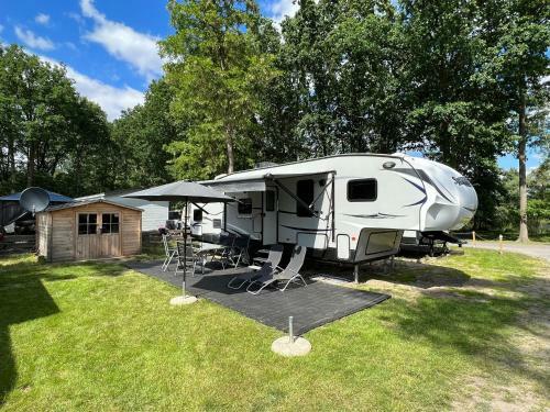 American Camping Im Us-wohnwagen
