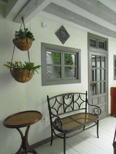 La Casona Del T�o Pedro