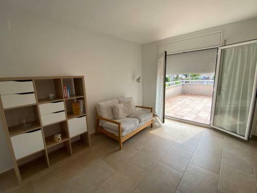 Spacious House With Private Swimming Pool In Costa Daurada