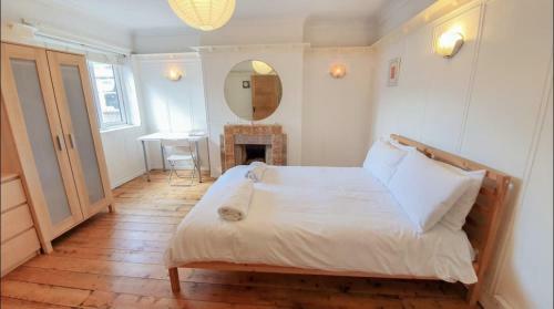 Spacious Duplex Apartment In Cardiff City