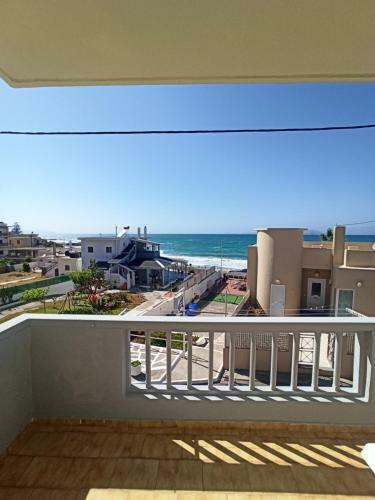 The Twins - Seaside Apartments - 1
