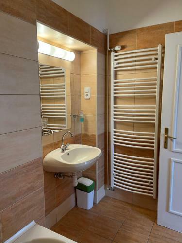 Hostal Vaskapu Fogad�