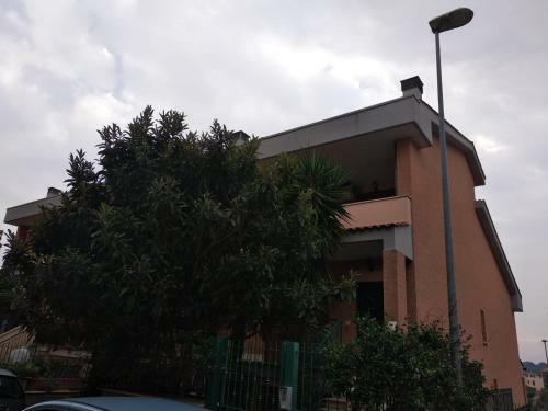 Lovely 3-bed House In Capena
