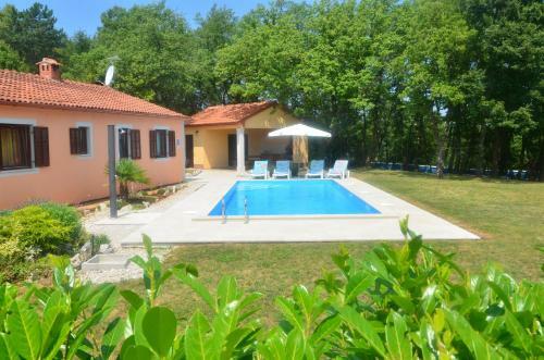 Villa Fragola - Holiday House With Large Garden
