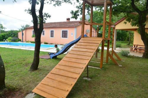 Villa Fragola - Holiday House With Large Garden