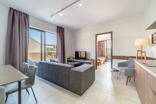Sutivan Luxury Apartments