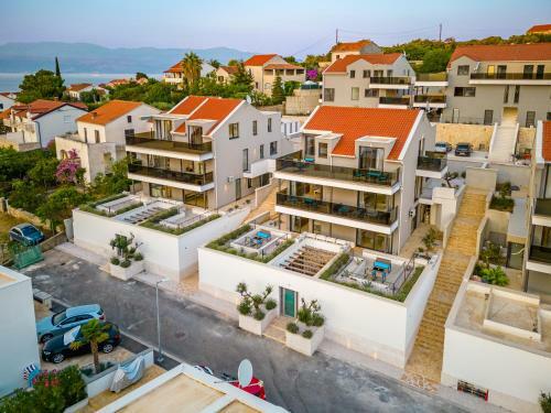 Sutivan Luxury Apartments