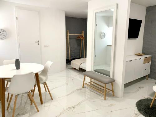 Apartment Mi?o