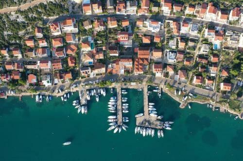 Irene Bed & Breakfast Tisno