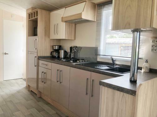 Chalet 577 Op Recreatiepark De Wielen