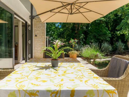 Holiday Home Villa Frleti
