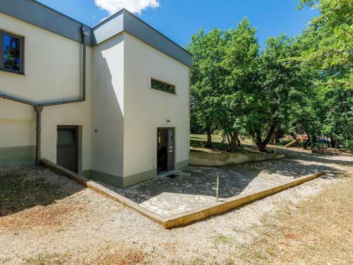 Holiday Home Villa Frleti