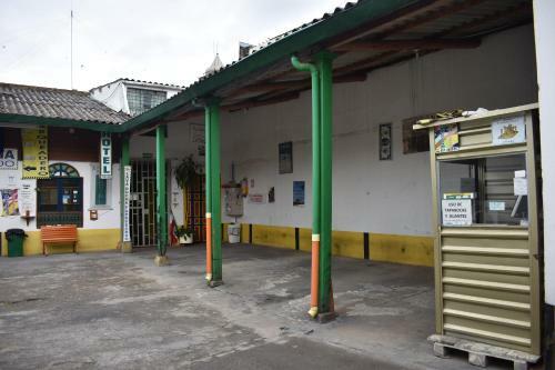 Hotel La Puerta Rota