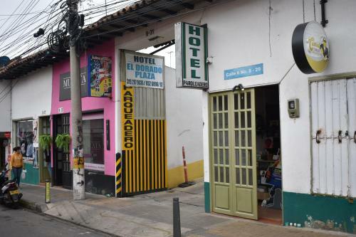 Hotel La Puerta Rota