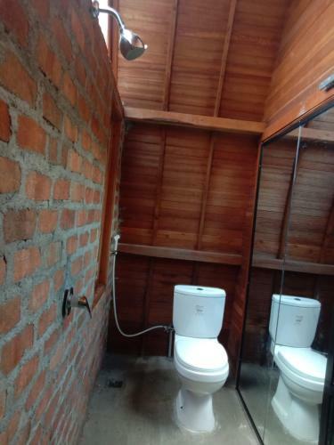 Hotel Dekamil Cottage Villa Kebun