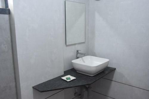 Hotel Vrindavan Deluxe Kolhapur